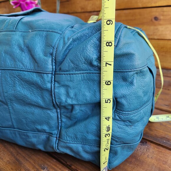 Carroll Goods Top Grain Leather Soft green large Duffle Bag Zip Shoulder strap - Picture 12 of 16